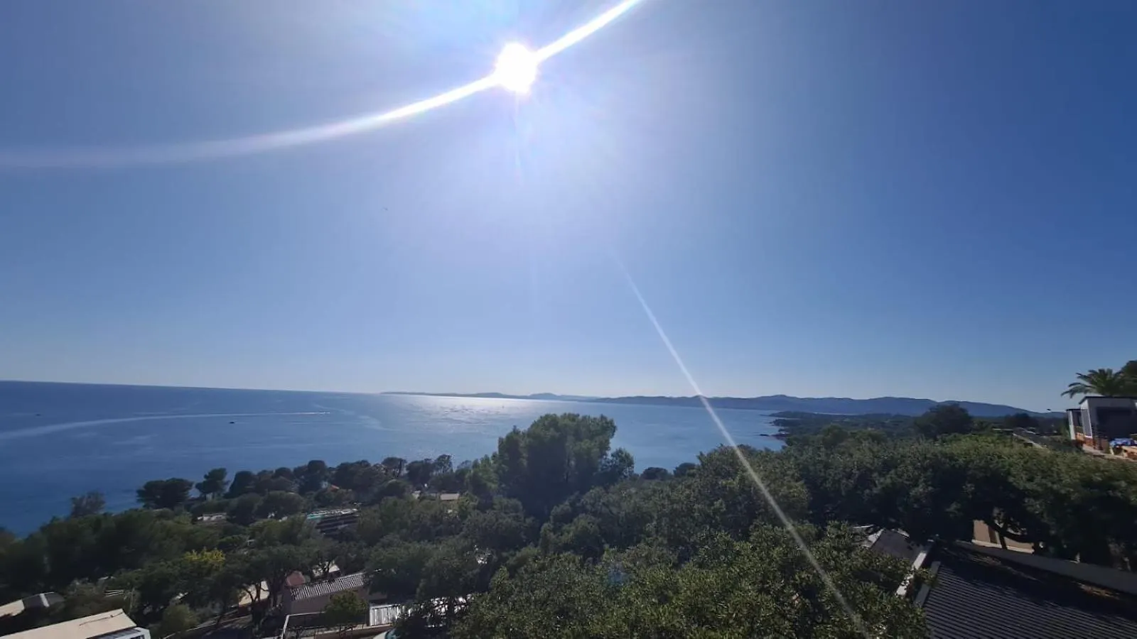 Kemp Paradis Bleu Et Ile D'Or Saint-Raphaël